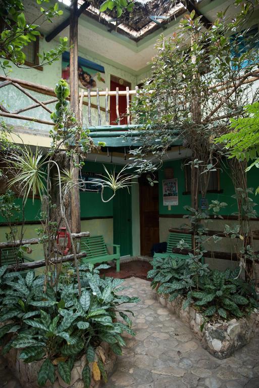 Hostal Doña Chava Pedernales Exterior foto